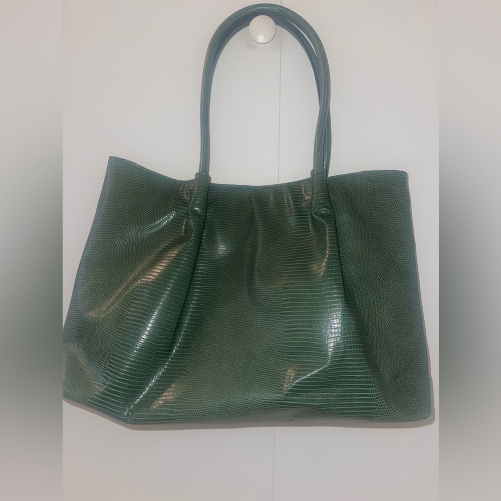 Lulu Dharma Vegan Green Lizard Tote Bag